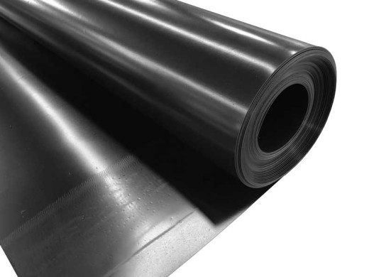 geomembrana-gladkaya-hdpe